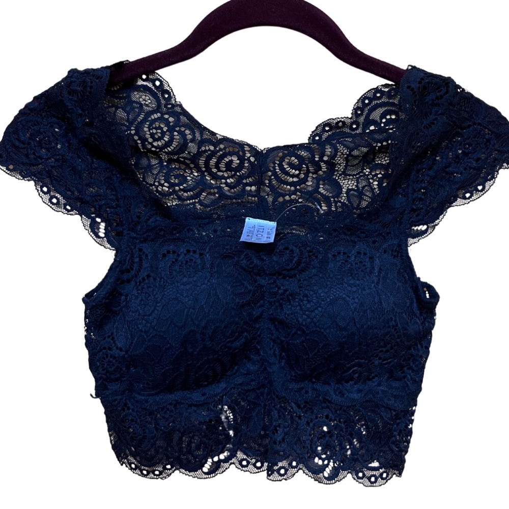 NWOT Black Lace Crop Top Size S